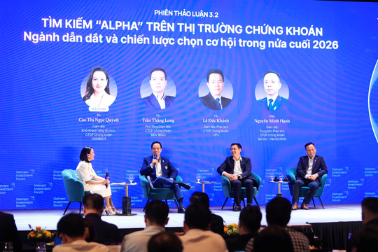 Nhóm ngành nào có thể "hút tiền" trở lại trong 6-12 tháng tới? 