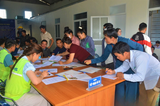 Tỷ phú Phạm Nhật Vượng tuyển công nhân xây dựng tại tỉnh miền núi cho dự án gần 1 tỷ USD, thu nhập tới 33 triệu đồng/tháng
