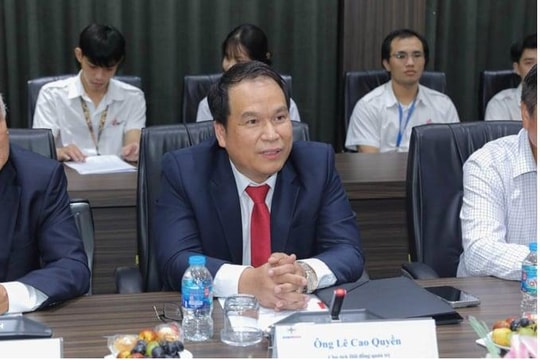 Khởi tổ Chủ tịch TV4