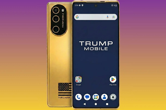 Phát hiện bất ngờ về điện thoại ông Trump: Quảng cáo là hàng Mỹ nhưng mổ ra lại thấy "ruột máy" Trung Quốc?