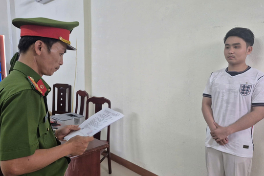 Tạm giữ hình sự Trần Bá Trường SN 2001