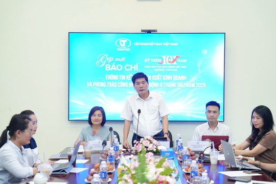 Tập đoàn Dệt May Việt Nam ước lãi 763 tỷ đồng, tăng 14% trong 6 tháng đầu năm, đơn hàng đang chậm lại chờ câu chuyện thuế quan của Mỹ