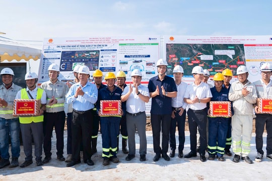 Dự án mở rộng cao tốc TP.HCM - Trung Lương - Mỹ Thuận:﻿﻿ Bộ trưởng Bộ Xây dựng đánh giá cao mô hình chuyển đổi số và đào tạo thực chiến của Đèo Cả