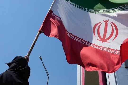 Iran dồn dập đón tin vui: 4 nước “sừng sỏ” châu Âu tuyên bố sẵn sàng dỡ bỏ lệnh trừng phạt