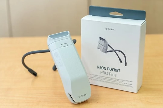 Bộ đôi máy làm mát - sưởi ấm di động từ Sony, giá từ 5,59 triệu đồng