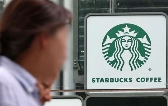 Nóng: Starbucks bất ngờ đóng cửa toàn bộ chi nhánh tại Hàn Quốc, nhâ viên được yêu cầu làm ngay một việc