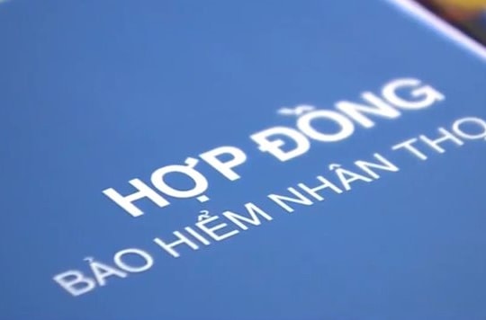 Đóng phí bảo hiểm đủ 15 năm, tưởng được bảo vệ đến 99 tuổi, cụ bà ngỡ ngàng khi tư vấn viên thông báo: "Hợp đồng đã vô hiệu"