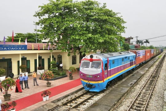 Tuyến đường sắt dài 390km đi qua 6 tỉnh thành, vốn đầu tư hơn 200.000 tỷ đồng nhận chỉ đạo "nóng"