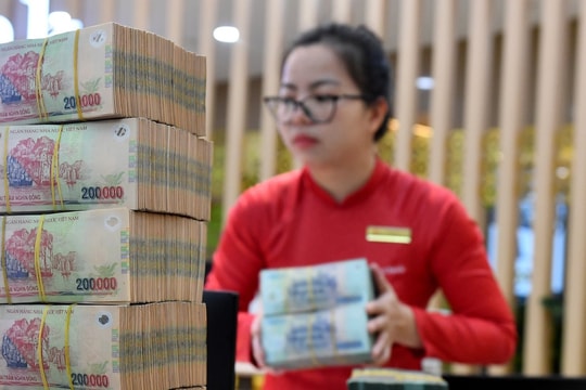 Kho bạc Nhà nước thừa tiền, ngân hàng khát thanh khoản