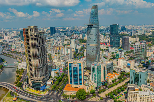 Nguyên giảng viên Đại học Bách Khoa tham gia làm nhà ở giá rẻ, triển khai dự án hơn 800 căn tại thành phố giàu nhất nước
