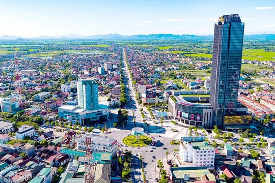 Doanh nghiệp xây dựng của ông lớn bất động sản đang muốn tuyển 8.500 lao động, thu nhập thực lĩnh có thể lên tới 65 triệu đồng/tháng