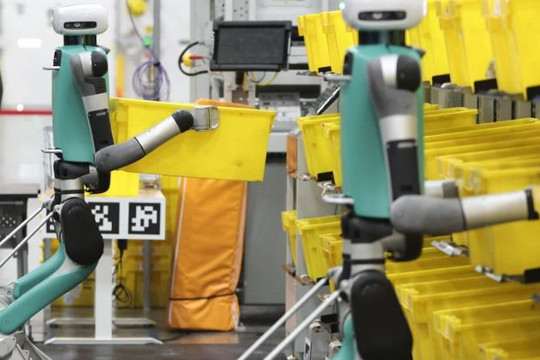 700.000 nhân viên giao hàng sẽ mất việc vì bị robot thay thế: Cảnh báo chấn động từ 1 founder TMĐT 