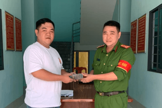Tài khoản của người đàn ông SN 1980 phát sinh giao dịch 206 triệu đồng, công an lập tức vào cuộc điều tra nguồn tiền