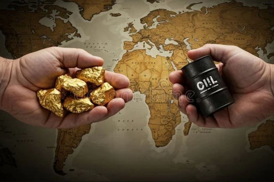 Thị trường ngày 23/6: Dầu phục hồi sau cú bán tháo, vàng sụt mạnh trước áp lực Fed