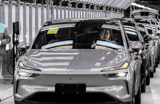 Cú sốc xe điện: Công ty làm robot hút bụi, điện thoại giá rẻ cũng mơ thành Tesla, 46 thương hiệu chỉ bán được chưa tới 1.000 xe/năm