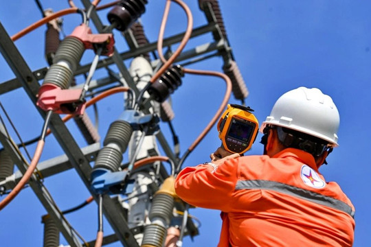 Kỳ tích EVN: xóa sạch lỗ lũy kế 45.000 tỷ đồng trong chưa đầy 2 năm
