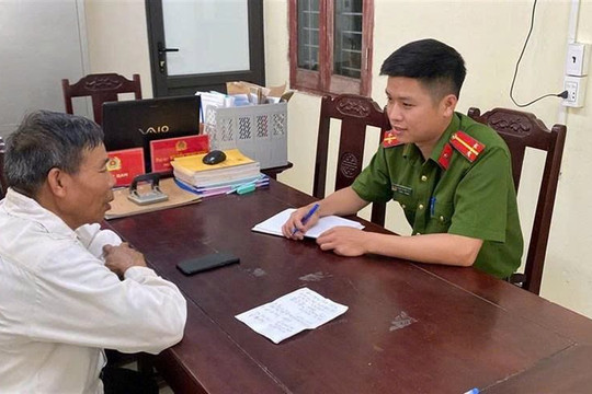 Đồng ý tích hợp giấy tờ vào VNeID nhưng mất 122 triệu đồng, một người dân liền báo công an