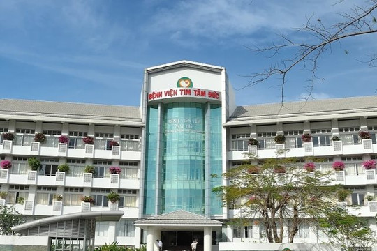 Cổ phiếu bệnh viện chia thưởng 100%, nhà đầu tư lãi gần gấp đôi trong 1 tháng