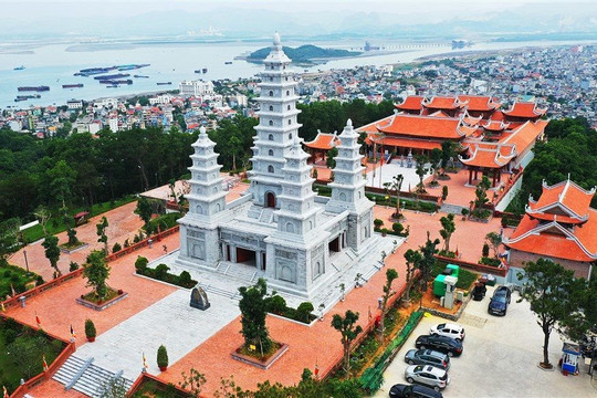 Việt Nam có địa điểm ngắm trọn kỳ quan thế giới từ trên cao: Sở hữu công trình lập 2 kỷ lục Guinness, Sun Group đầu tư 6.000 tỷ đồng