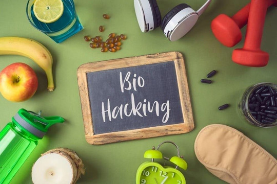 Biohacking: Trào lưu "hack" cơ thể đang bùng nổ, nhưng đâu mới là những phương pháp thực sự giúp tối ưu sức khỏe?

