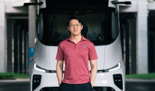 Startup xe điện từng suýt phá sản bất ngờ IPO tại Mỹ, định giá ít nhất 2 tỷ USD, CEO khẳng định muốn khai tử ô tô xăng