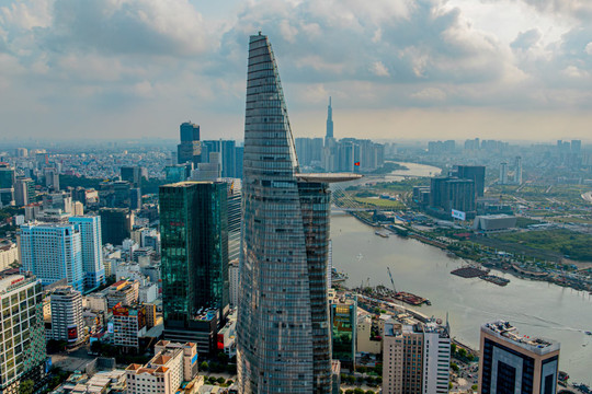 Loạt "ông lớn" Vingroup, Sun Group, Ecopark góp ý hoàn thiện một dự thảo luật quan trọng liên quan đến bất động sản 
