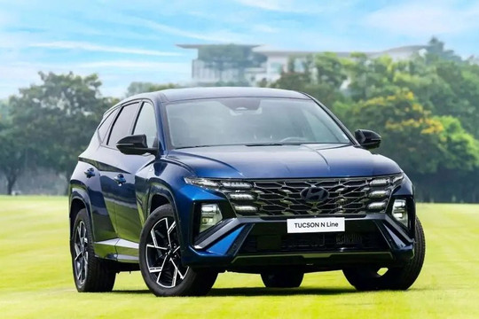 Hyundai Tucson, Santa Fe ưu đãi lớn trong tháng World Cup