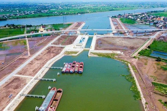Phải phá đi xây lại sau 8 tháng nhưng công trình 2.500 tỷ đồng hiện đại Việt Nam vẫn tạo kỳ tích lớn
