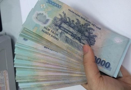 Phát hiện cọc tiền 500.000 đồng nằm chơ vơ tại Bệnh viện K, đội ngũ an ninh lập tức xác minh, rà soát hệ thống camera