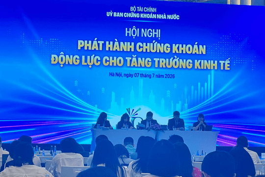 Chủ tịch UBCKNN chỉ ra yếu tố quyết định để chứng khoán Việt Nam thu hút dòng vốn ngoại