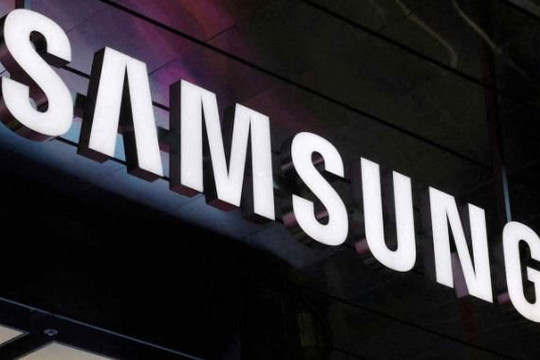 Đỉnh cao kỷ lục: Lợi nhuận Samsung tăng vọt hơn 19 lần, cổ phiếu phi mã 159%