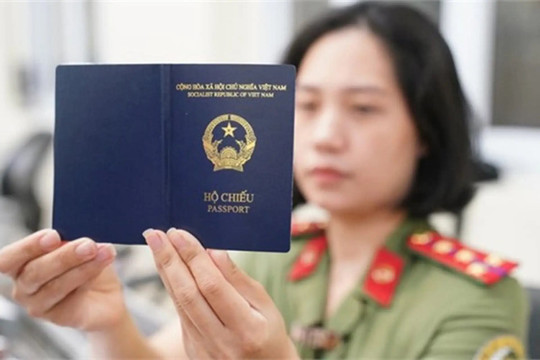 Chính thức từ tháng 7, những trường hợp sau đây sẽ bị hủy giá trị sử dụng hộ chiếu, người dân lưu ý!