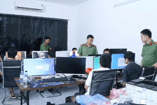 Bắt giữ 11 đối tượng người Trung Quốc lập “đại bản doanh” tại Bắc Ninh, giăng bẫy lừa đảo xuyên biên giới nhắm tới công dân Pháp