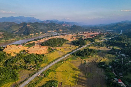 Việt Nam sắp có sân bay trị giá 6.300 tỷ đồng, nằm liền kề thị trấn đẹp nhất thế giới, quanh năm chỉ 15 độ C 
