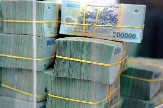 Tài khoản đột ngột nhận được 4.500.000.000 đồng không rõ người gửi, thanh niên SN 2006 lập tức trình báo cơ quan chức năng