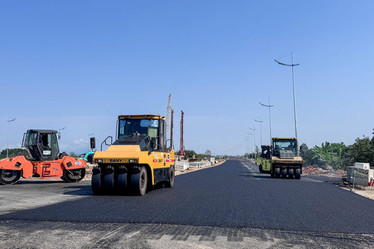 Bộ Xây dựng thúc tiến độ loạt dự án hạ tầng giao thông trọng điểm