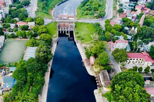 Tập đoàn của đại gia Vũ Văn Tiền được đề xuất đổi hàng trăm ha đất trị giá 69.000 tỷ đồng để 'hồi sinh' con sông ô nhiễm nhất Thủ đô 