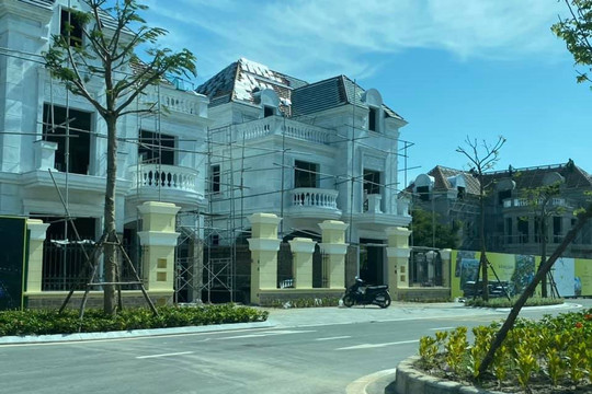 Giao dịch nhà liền thổ Hà Nội lao dốc 92%, nhà đầu tư “thủ thế” chờ tín hiệu mới