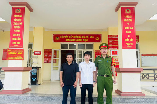 Phát hiện giao dịch chuyển khoản 17 triệu đồng từ thanh niên SN 2010 đến tài khoản của Hà Đình Trọng SN 2008, công an lập tức vào cuộc điều tra 
