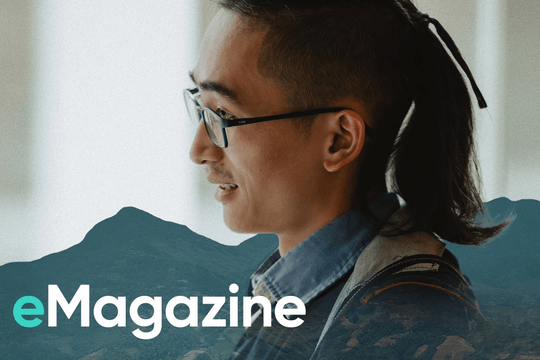 Người Mông đầu tiên tốt nghiệp Fulbright: "Tôi có thể mua nhà, mua xe ở thành phố... nhưng rồi để làm gì?"
