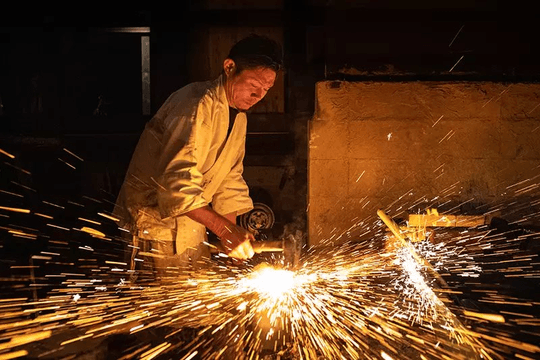 Chỉ một huyện nhỏ của Trung Quốc đã đủ lật đổ "tuyệt tác kỹ thuật trăm năm" của Nhật Bản: Đến mức này rồi sao?