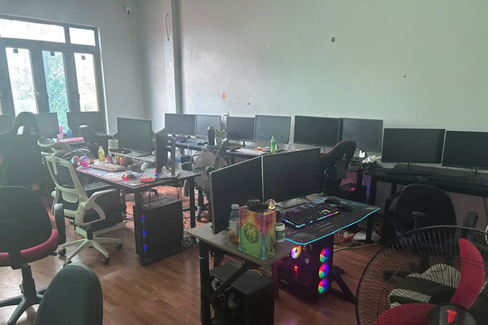 Triệt phá ổ nhóm chiếm đoạt tài khoản Facebook của người châu Âu để thu lợi số tiền lớn
