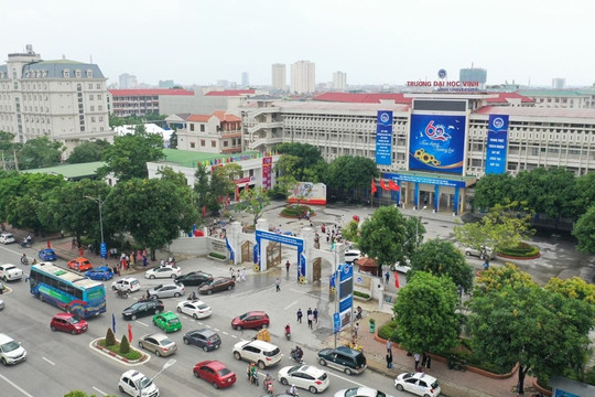 1 đại học vùng vừa đạt doanh thu gần 800 tỷ đồng, sở hữu 51 Giáo sư, Phó Giáo sư, 251 Tiến sĩ, hướng tới mục tiêu vào top 500 trường hàng đầu châu Á
