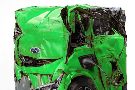 Nước Mỹ chật vật bám đuôi xe điện Trung Quốc, bộ 3 Detroit lao đao