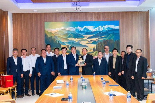 Vinachem bắt tay tập đoàn kinh tế tư nhân hàng đầu của Lào