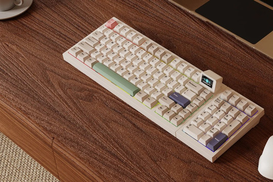 Thời kì custom keyboard lên ngôi: Epomaker RT98 với chiếc numpad đổi bên linh hoạt liệu có đáng tiền?