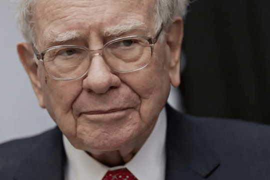 Warren Buffett cảnh báo khẩn tới toàn bộ nhà đầu tư: Hãy thận trọng, hiện giờ ai cũng chỉ thích đánh bạc!