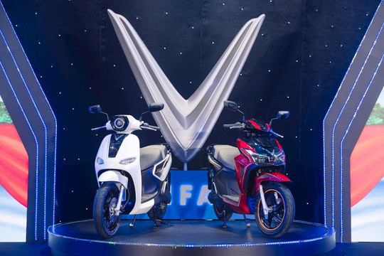 VinFast ra mắt 2 mẫu xe máy điện mới: Cốp rộng hơn Honda SH Mode, đi Hà Nội - Thanh Hóa chỉ trong 1 lần sạc