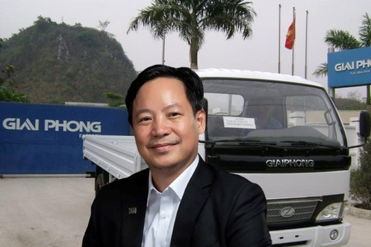 Doanh thu một quý chỉ 140 triệu đồng, công ty ô tô của đại gia Nguyễn Duy Kiên kỳ vọng xoay chuyển bằng đơn hàng 1.000 xe điện