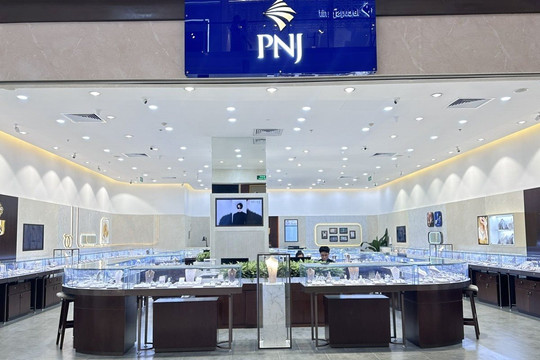 Nắm giữ hơn 4.400 tỷ tiền mặt và tiền gửi, PNJ liệu có gặp khó trước làn sóng bán lại kim cương?